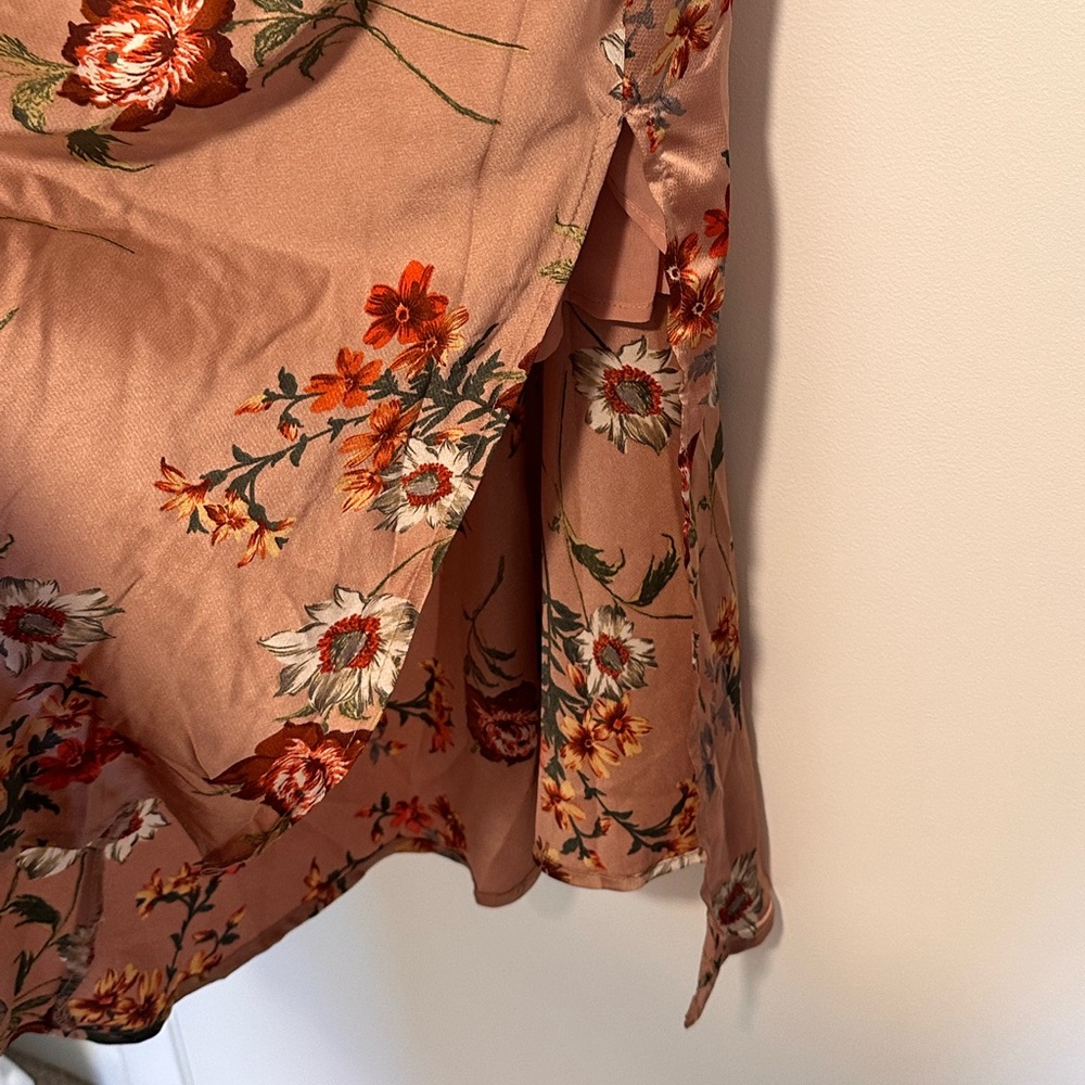NWOT ASTR the Label Cowl Neck Midi Dress - Dark Blush Floral - Large - Picture 4 of 11